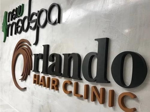 chữ nổi mica sơn gắn tường